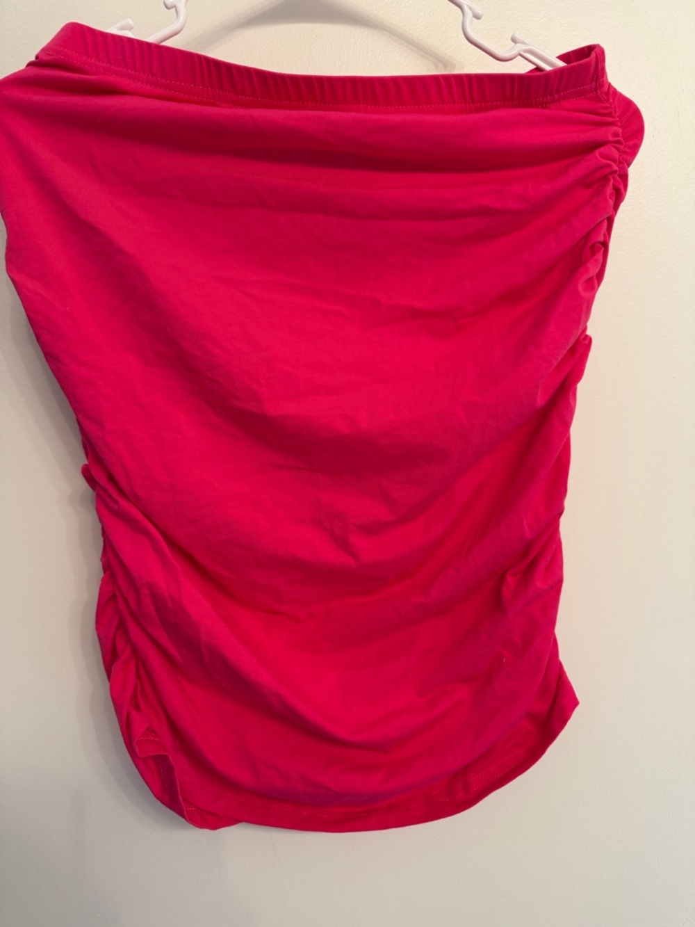 NEVER WORN: Women's Hot Pink Ruched Mini Skirt Size Large